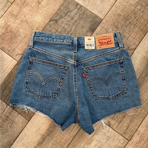 Levi's Women's 501 Original Blue Denim Jean Shorts Cut Off Short Baddy New Sexy - Picture 4 of 6